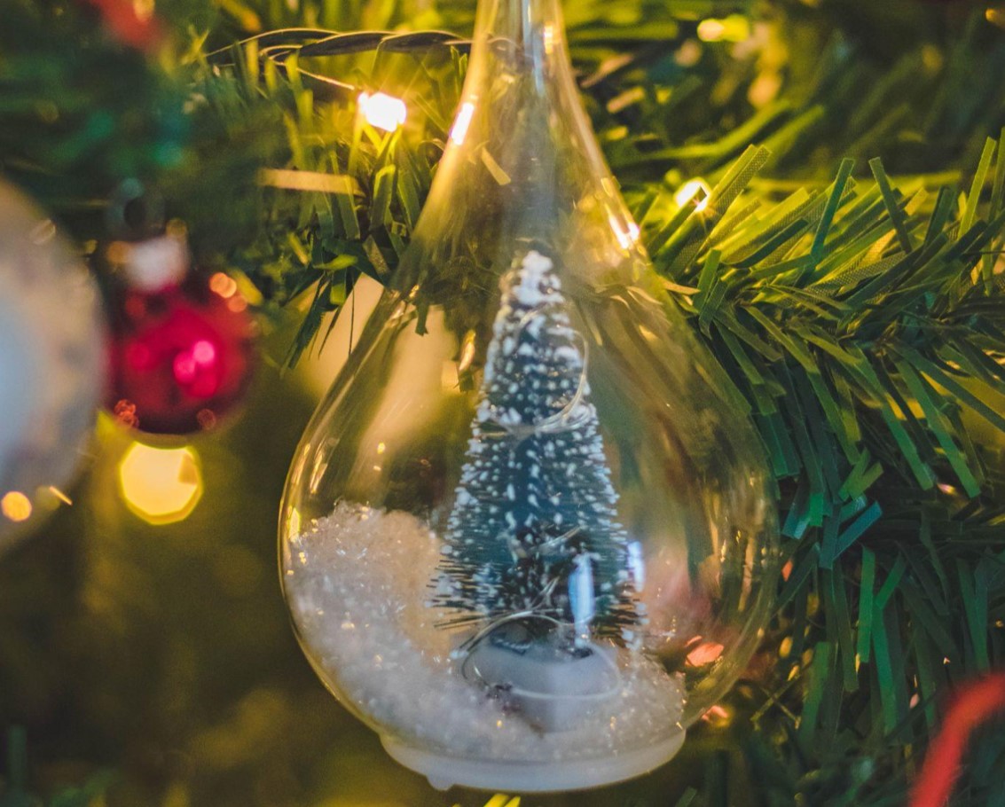 Selecting the Perfect Flocked Artificial Christmas Tree